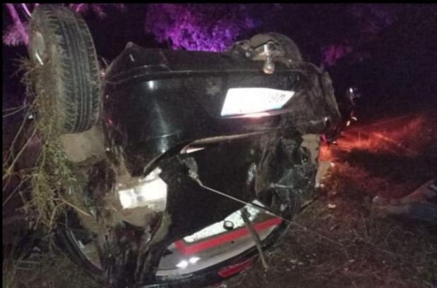Irmãos capotam veículo em ultrapassagem na MT-344