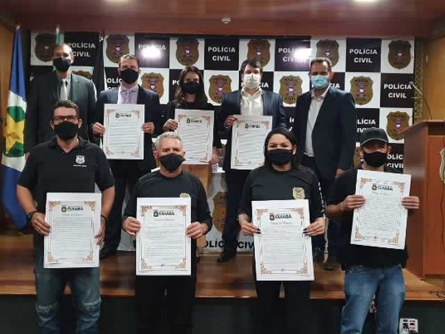 Policiais da Central de Flagrantes e Plantão da Mulher são homenageados pela Câmara de Cuiabá