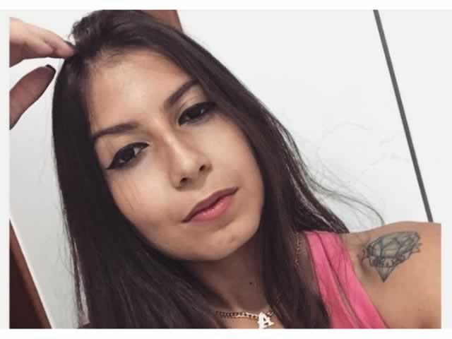 Acidente envolvendo carro com família de MT e motocicleta termina com jovem morta no PR