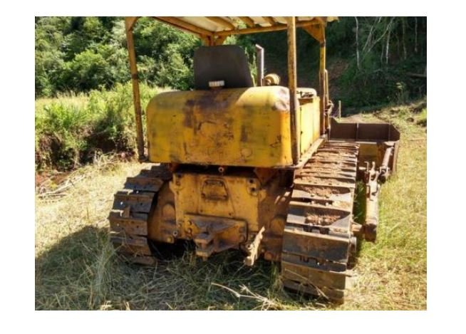 Trabalhador morre esmagado por trator esteira em fazenda