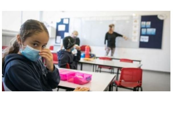 Estado retoma aulas presenciais dia 31 de maio; alunos farão revezamento