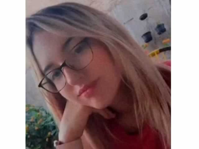 Pai suspeita que filha de 16 anos fugiu com namorado do CV