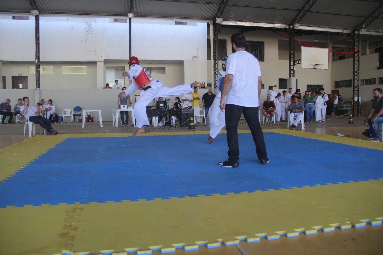 Atletas da Academia Beraldo de Taekwondo de Colíder estiveram presentes no Torneio em Sinop.