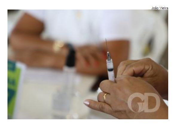MT tem mais de 2,6 mil pessoas que aparecem vacinadas 2 vezes em sistema