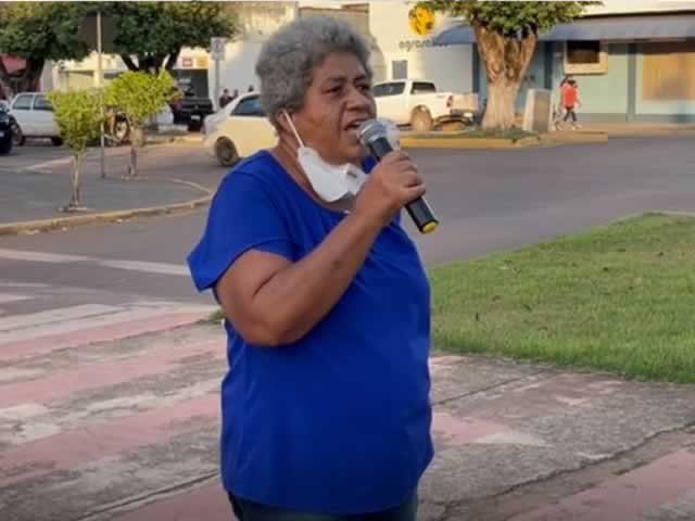 Manifesto em PRO Escola Alzira Maria/EJA CEJA aconteceu em Colíder. (Vídeo)