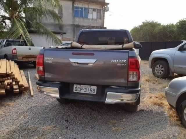 Mulher em Colíder tem a caminhoneta furtada no estacionamento da Igreja Matriz.
