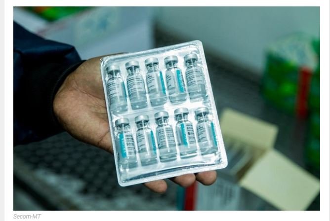 MT recebe remessa com 36.270 doses de vacinas contra Covid-19 nesta terça-feira (8)