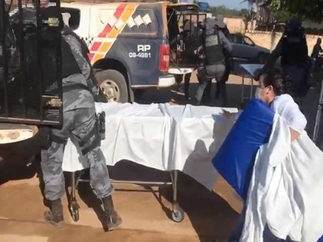 Mais dois bandidos do 'Novo Cangaço' morrem após trocar tiros com a polícia em mata