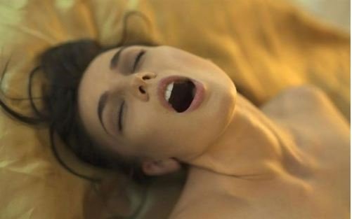 Nova camisinha terá viagra e dará mais prazer às mulheres