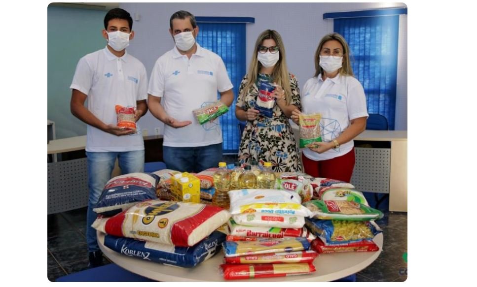 ALIMENTOS ARRECADADOS EM PALESTRA DO SEBRAE SÃO REPASSADOS PARA A ASSISTÊNCIA SOCIAL