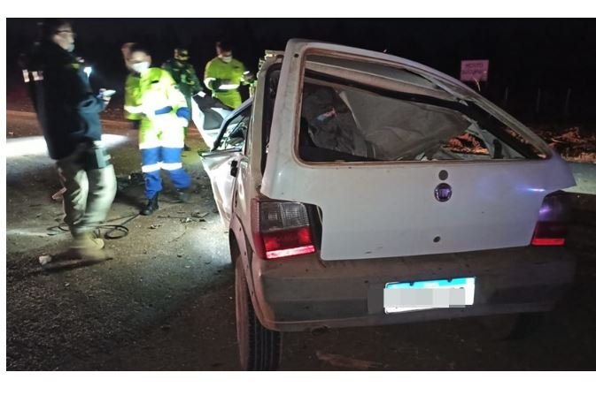 Mulher e adolescente morrem após acidente envolvendo três veículos em rodovia de MT