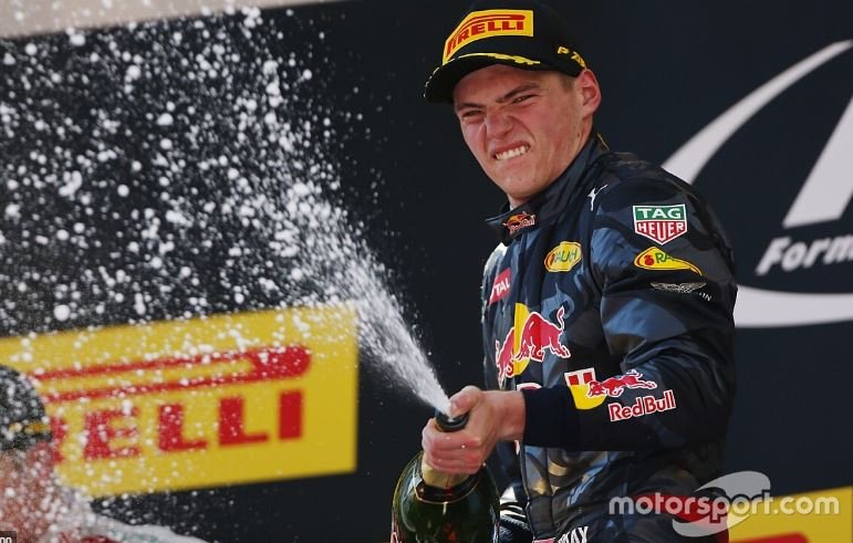 De ponta a ponta, Verstappen vence GP e se mantém na liderança da F-1