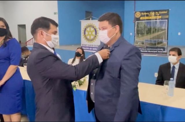 Laercio assume a presidência do Rotary Club de Colíder, sendo o primeiro a ter duas gestões em seguida com presidente. (Vídeo)