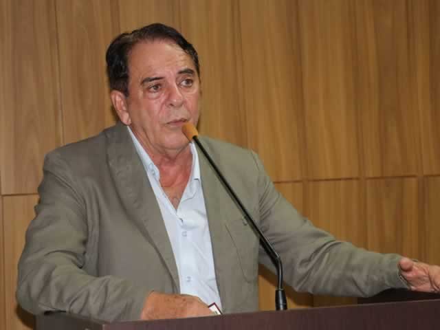 Casa de ex-prefeito é invadida em MT; suspeito é preso pela PM