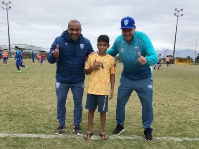 Atleta de Colíder vai jogar no Avaí de Santa Catarina. (Fotos)