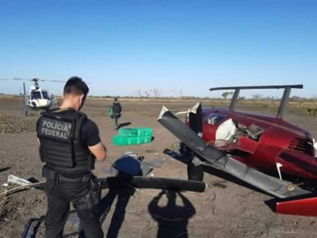 MP investiga policial por helicóptero que caiu com 300 quilos de cocaína em MT