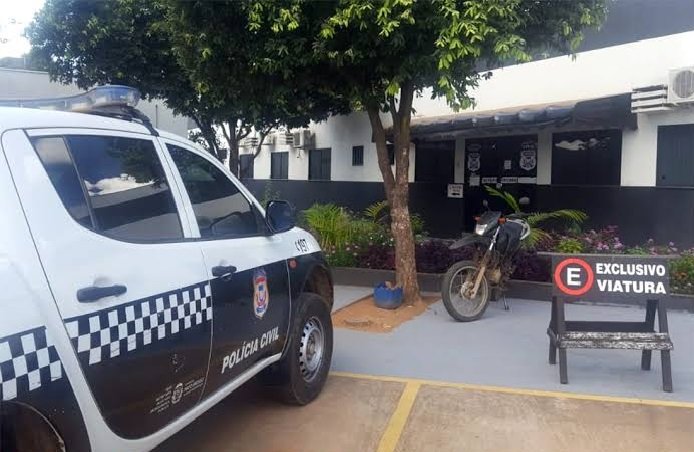 Menina, de 02 anos, reclama de dores na vagina e diz para a mãe que foi o pai