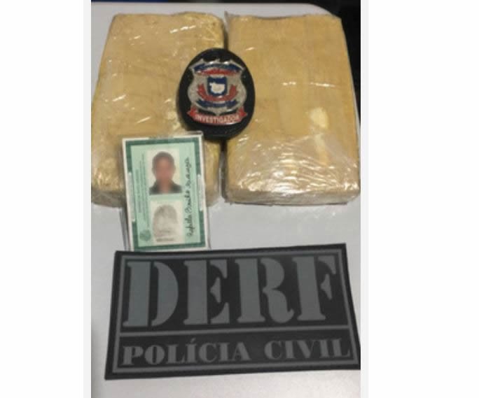 Adolescente de 15 anos é detida com R$ 30 mil em drogas