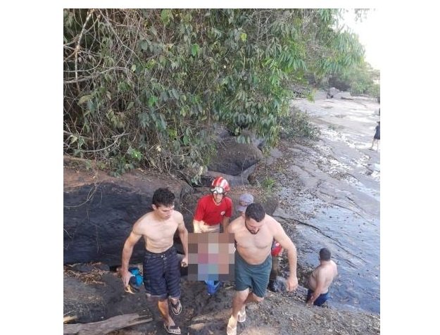 Jovem morre afogado ao tentar tirar selfie próximo a cachoeira