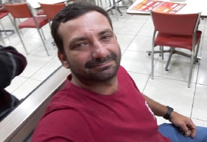 Homem é alvejado no braço por disparo de arma de fogo