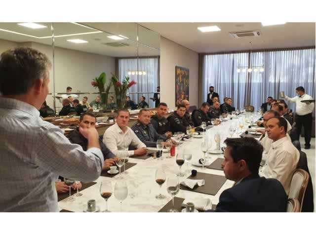 Governador promove almoço para forças de Segurança que atuaram em Nova Bandeirantes