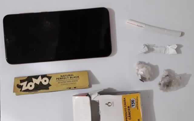PM de Colíder apreende 3 menores com drogas.