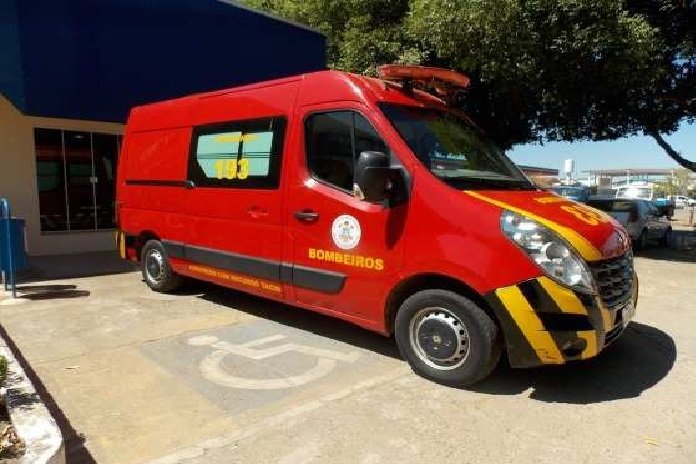 Homem é atacado com facadas e fica em estado grave