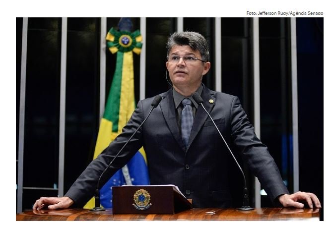 Contrariando Bolsonaro, Medeiros vota por aumento de salário do STF e diz que visa fim de auxílio