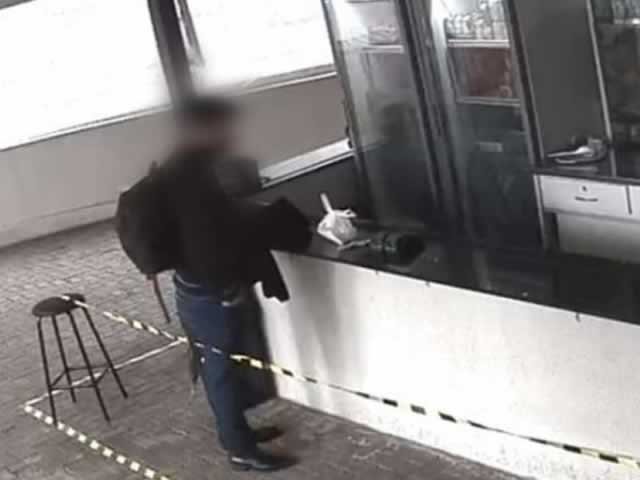 Homem em Colíder furta celular de vitima dentro da conveniência do posto de abastecimento.