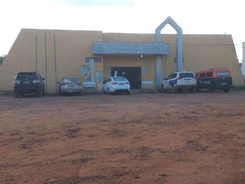Caminhonete atropela e mata homem na BR-163