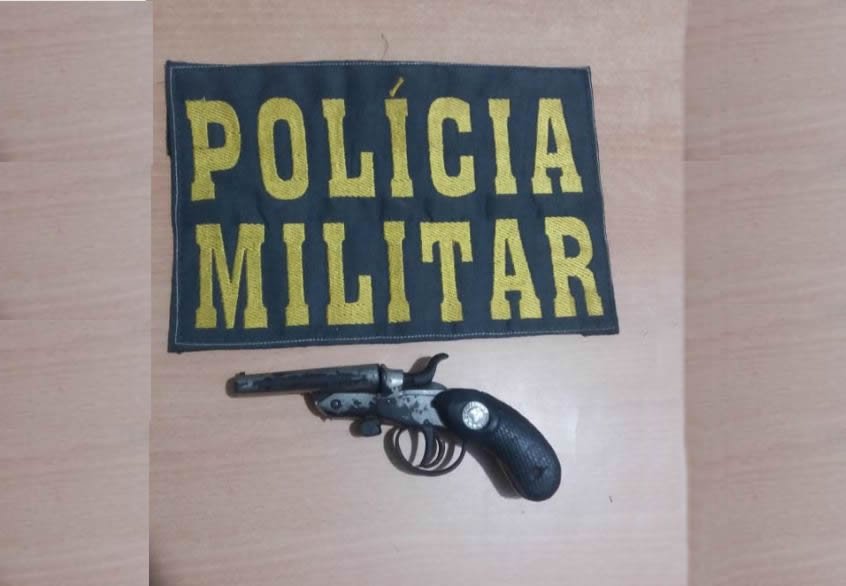Em Colíder menor de 15 anos da varias facadas no pescoço da vitima.