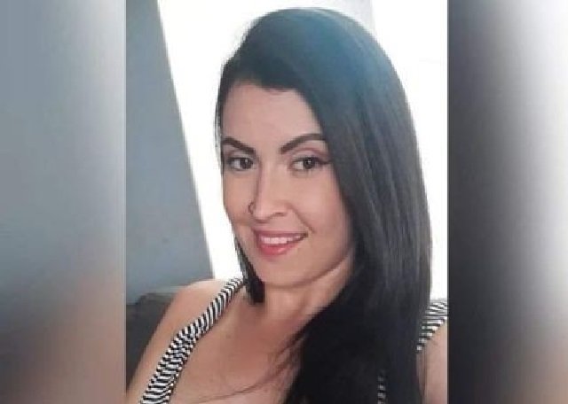 Mulher morre atingida por bala perdida durante festa clandestina