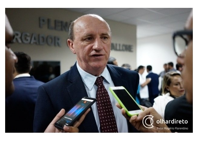 Caminhonete com deputado de Mato Grosso capota três vezes ao passar por lâmina d’água na BR-163