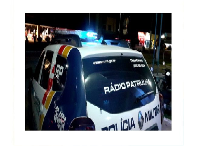 Mulher tem moto roubada o suspeito tomou a chave da mão e saiu na motocicleta