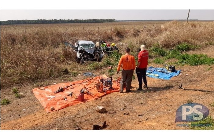 Homem que ficou preso às ferragens em acidente na BR-163 segue internado na UTI