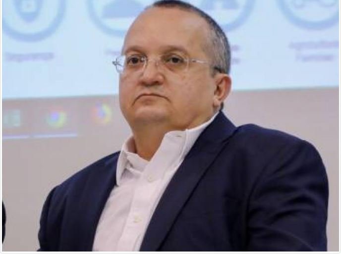 Pedido de afastamento de Taques deve ser votado nesta terça-feira (13)