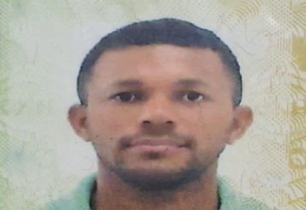 Homem morre dentro de telhado de igreja
