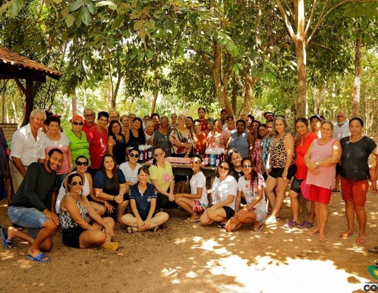 ASSISTÊNCIA SOCIAL DE COLÍDER DESENVOLVE AÇÕES COMEMORATIVAS PARA O MÊS DO IDOSO