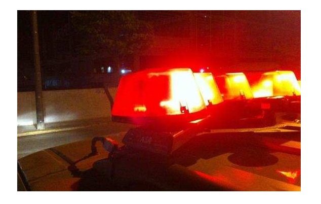 Homem esfaqueia companheiro depois de festança