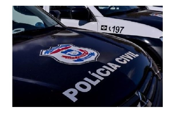 Mulher tenta matar a atual do ex durante festa com amigos