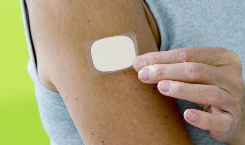 SUS passa a oferecer medicamento em forma de adesivo para Alzheimer
