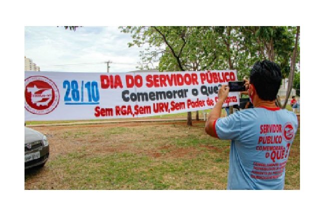 Sindicalistas de MT protestam contra PEC que tira estabilidade de servidores e cobram RGA