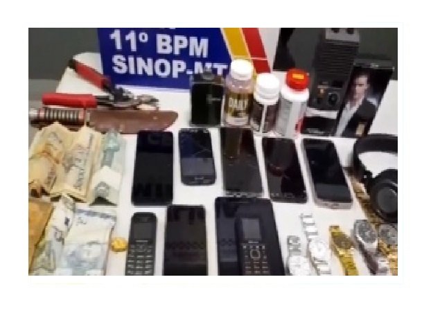 Casa é arrombada e produtos são furtados