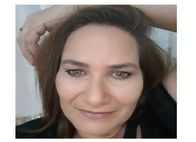 Após faltar, colegas de trabalho encontram professora morta