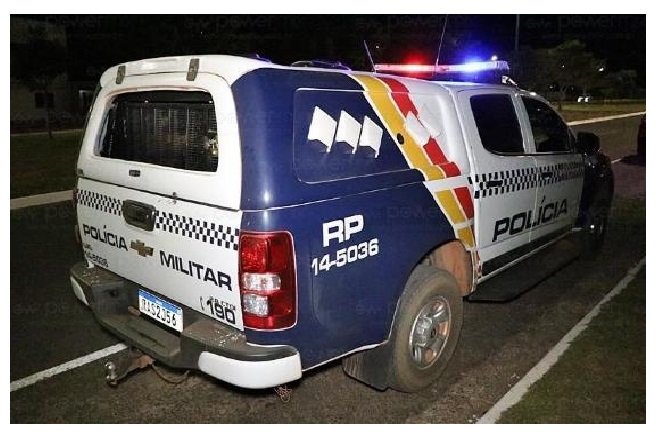 Mulher é espancada e implora para não morrer na frente dos filhos