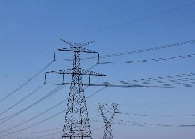 Bandidos furtam torre de energia e por pouco não provocam apagão em MT