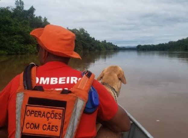 Bombeiros localizam corpo de homem no Rio Araguaia