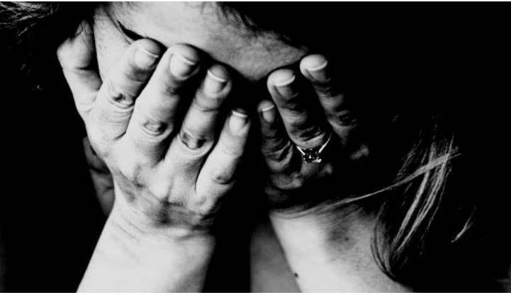 Mulher se cansa de ver a mãe apanhando e denuncia padrasto em Lucas do Rio Verde