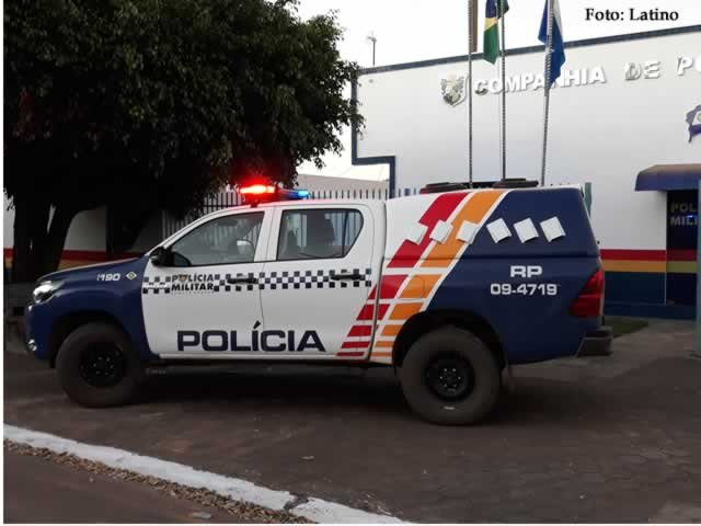Polícia de Colíder fez a detenção de um homem que estava alterado e agressivo.