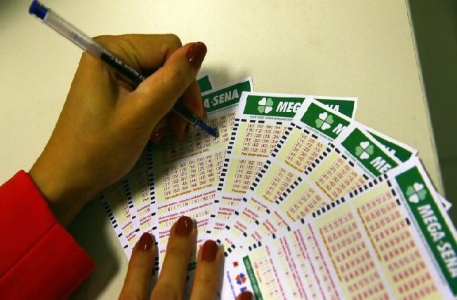 Mega-Sena sorteia nesta quarta-feira prêmio acumulado em R$ 8 milhões